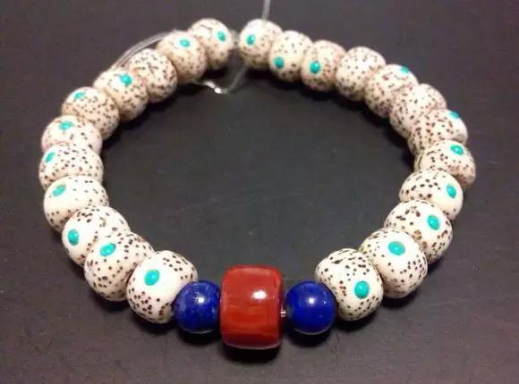 星月菩提手串盘了10年价值,星月菩提手串为什么价格差距大