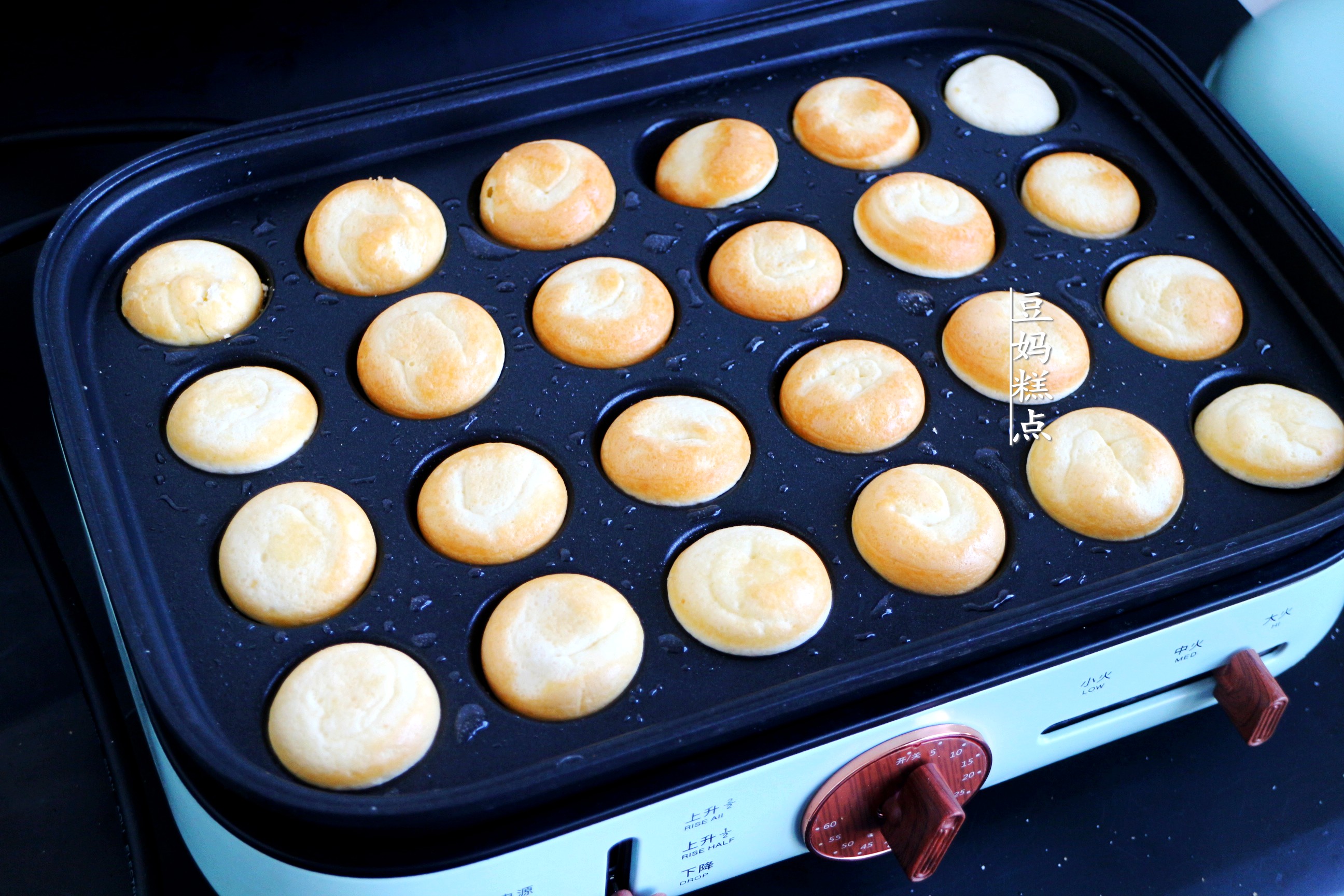 不用烤箱做迷你小蛋糕,儿童小蛋糕做法家庭版不需烤箱