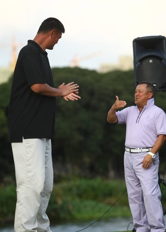 濮氭槑浠栧コ鍎跨幇鍦ㄥ楂樹簡,濮氭槑鐨勭幇鍦ㄥコ鍎胯韩楂樺灏戠背