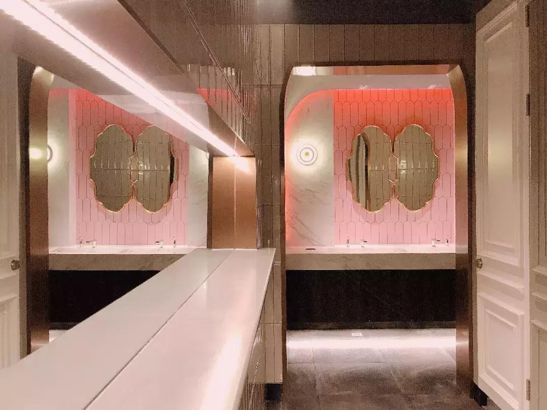 斥资1500万!人广惊现①家*场赌**火锅,明星、赌王千金都来打call