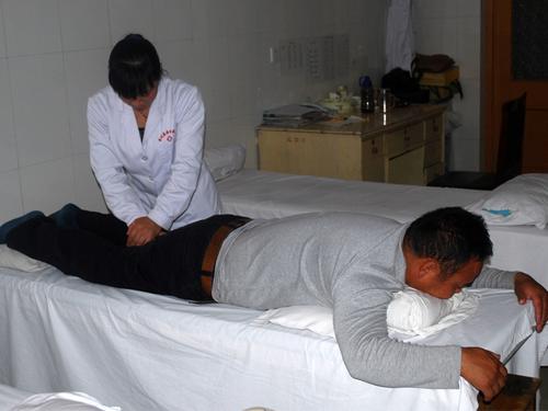 坐医生的床会不会感染病毒,针灸皮肤消毒会阻断病毒吗