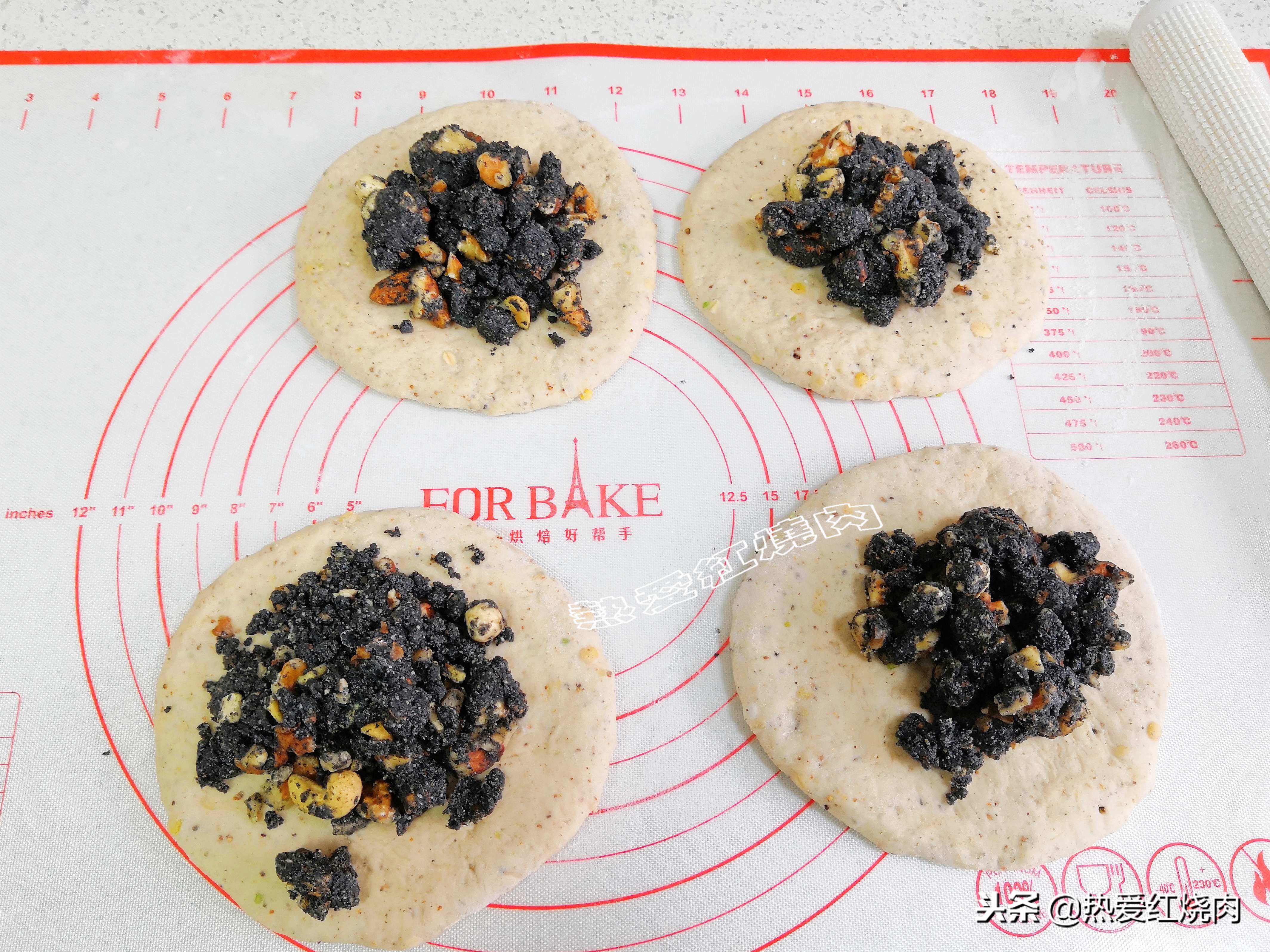不用揉出膜的黑芝麻面包做法,不用揉出膜的粗粮面包做法