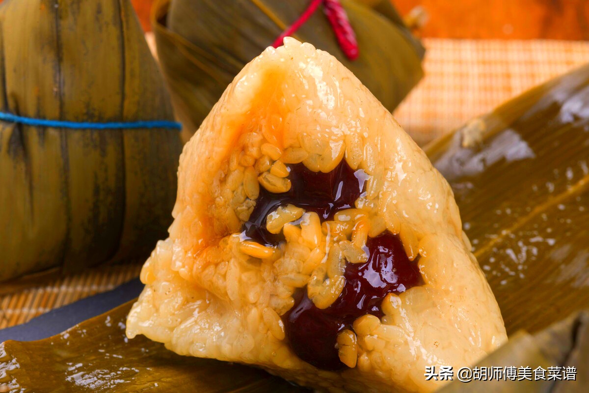 怎么煮粽子粽子要煮多久,怎么才能把粽子煮软糯