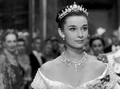 喝了三杯红酒多久可以健身,红酒喝多少对减脂有好处