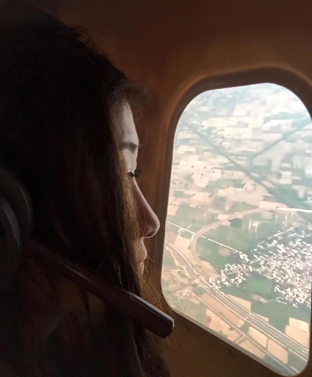 性感甜心PK富婆,国外直男都选了她?姐姐我不想努力了是不分国界