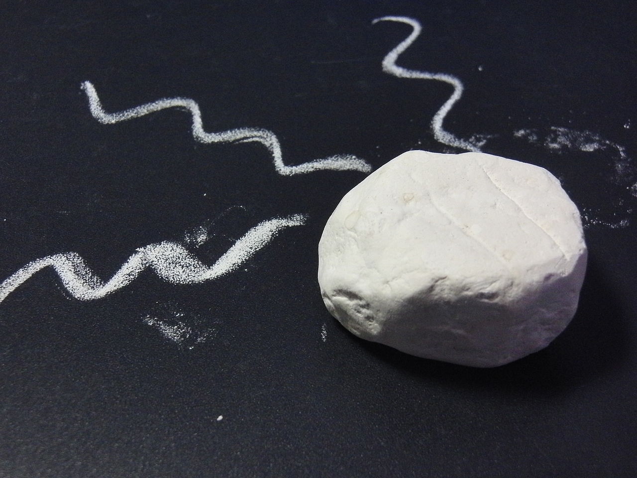 欧洲花了400年才山寨出中国瓷器，手段堪比谍战剧