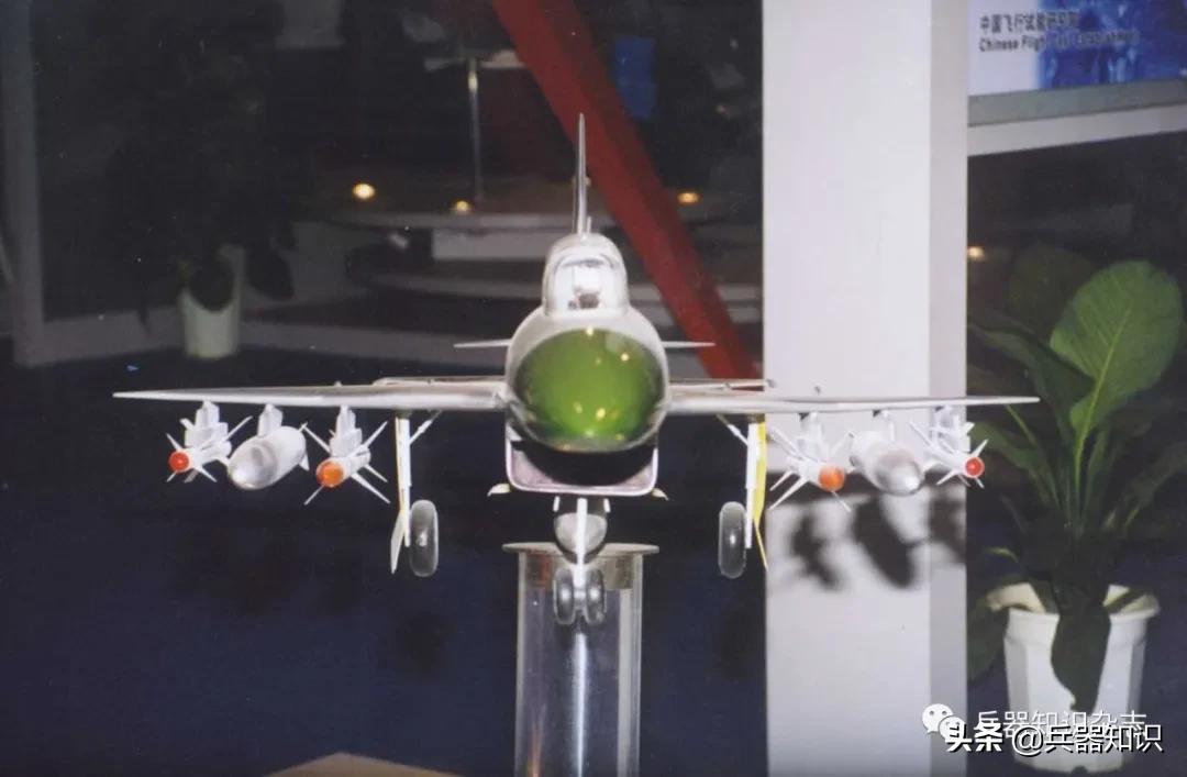 珠海航展中国炮兵武器,2016年珠海航展中国歼十