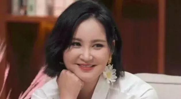 张歆艺产后减20斤方法,张歆艺产后太胖穿不上衣服