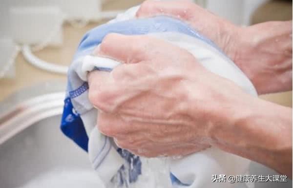 妇科病最怕这三种食物,女性内裤有三大禁忌