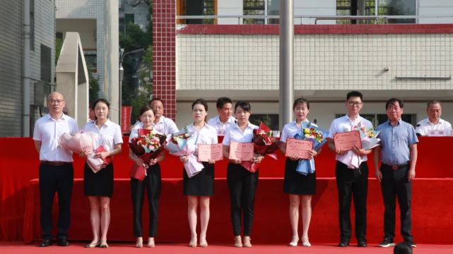 湘潭江声实验学校直播回放,湘潭江声实验学校毕业典礼