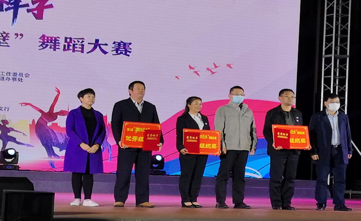 赤壁市青少年素质教育,赤壁青少年素质教育学校