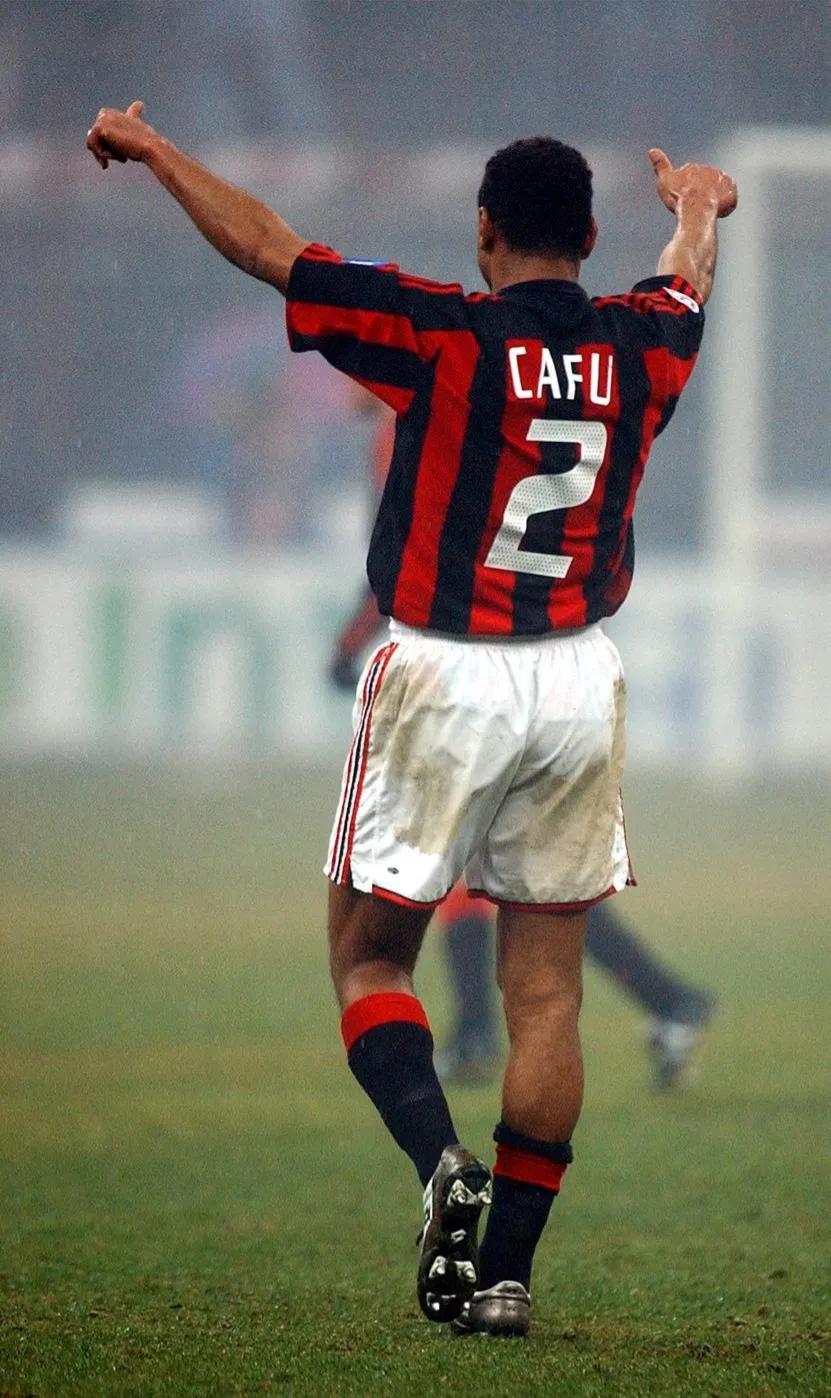 ac米兰最佳阵容维埃拉,ac米兰足球俱乐部阵容