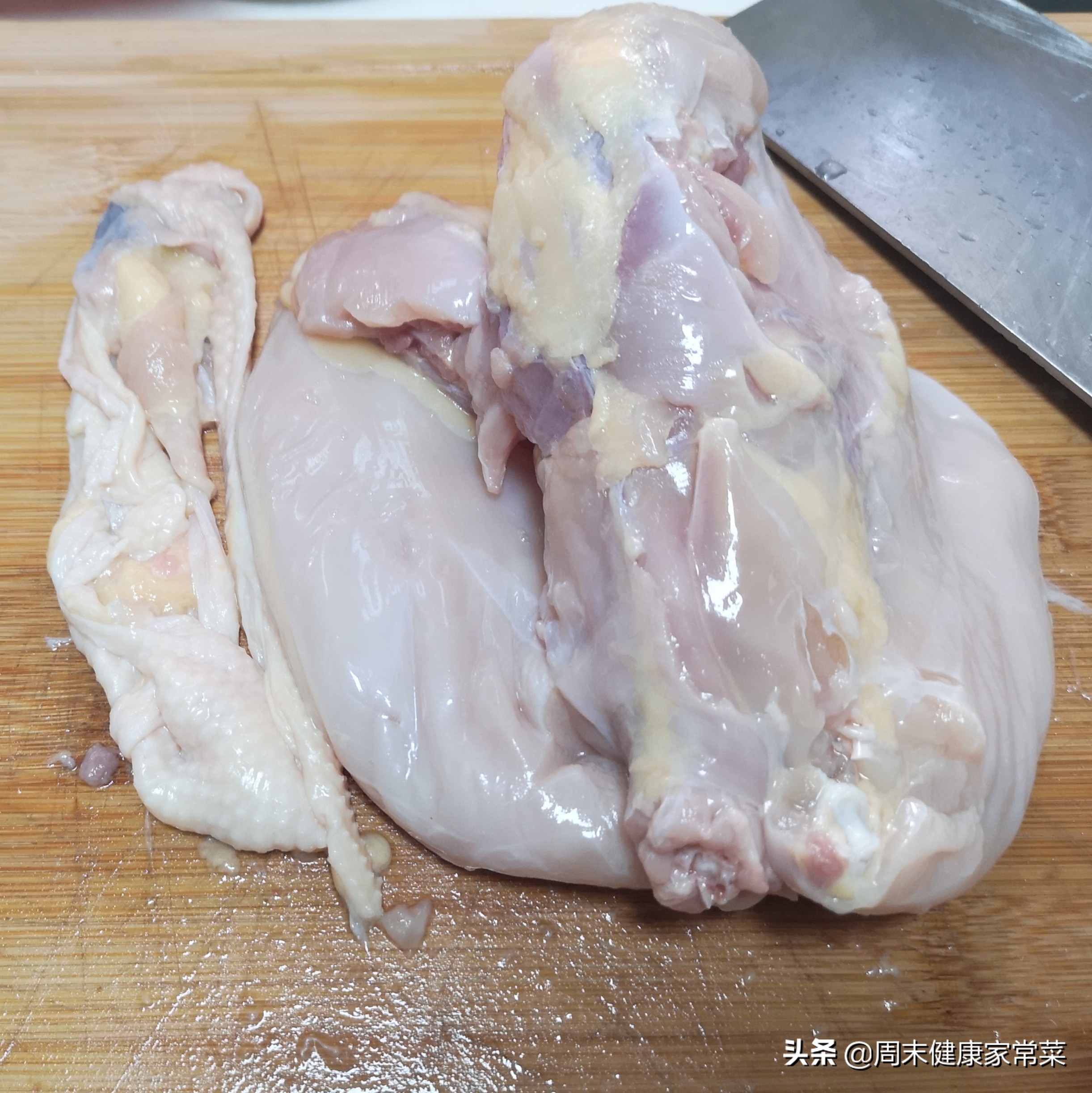 怎么把一只鸡完全脱骨,整只鸡如何完整脱骨