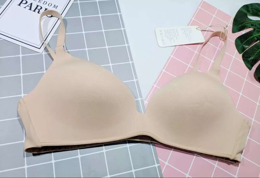 我花100块入三件夏日必备内衣，居然还有的剩