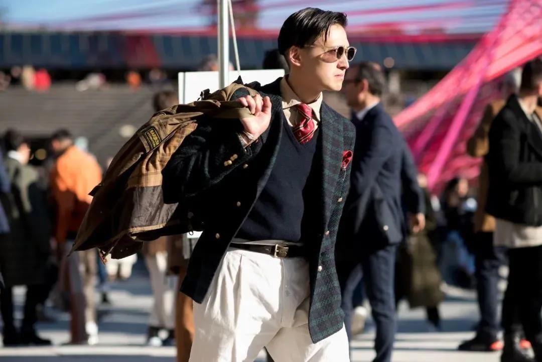 男人这辈子必穿的裤子,最经典的卡其裤是哪款