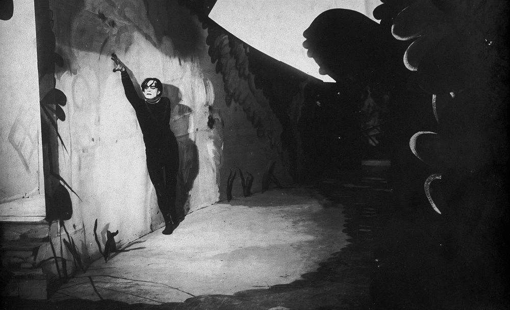 惊悚恐怖片推荐,恐怖电影推荐血腥起源