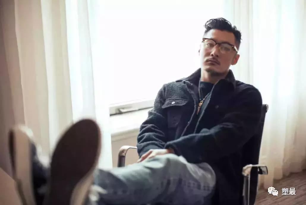 陈冠希和余文乐到底谁更会穿,陈冠希阿迪达斯新鞋