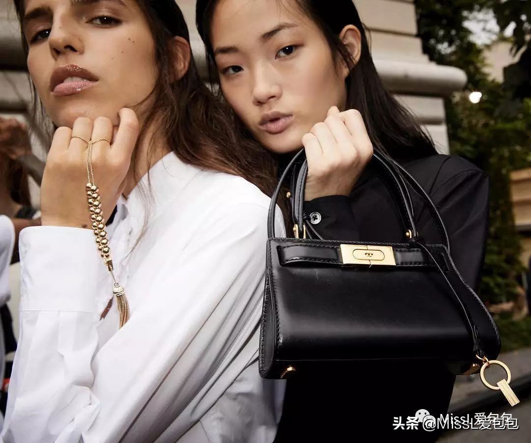 母亲节买束鲜花送妈妈,母亲节送妈妈一个皮包