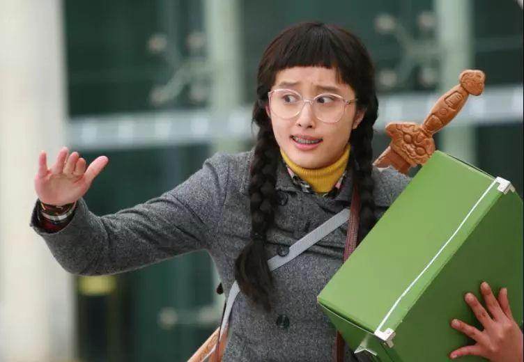 哪个明星扮演嫦娥最丑,演嫦娥的各个角色造型