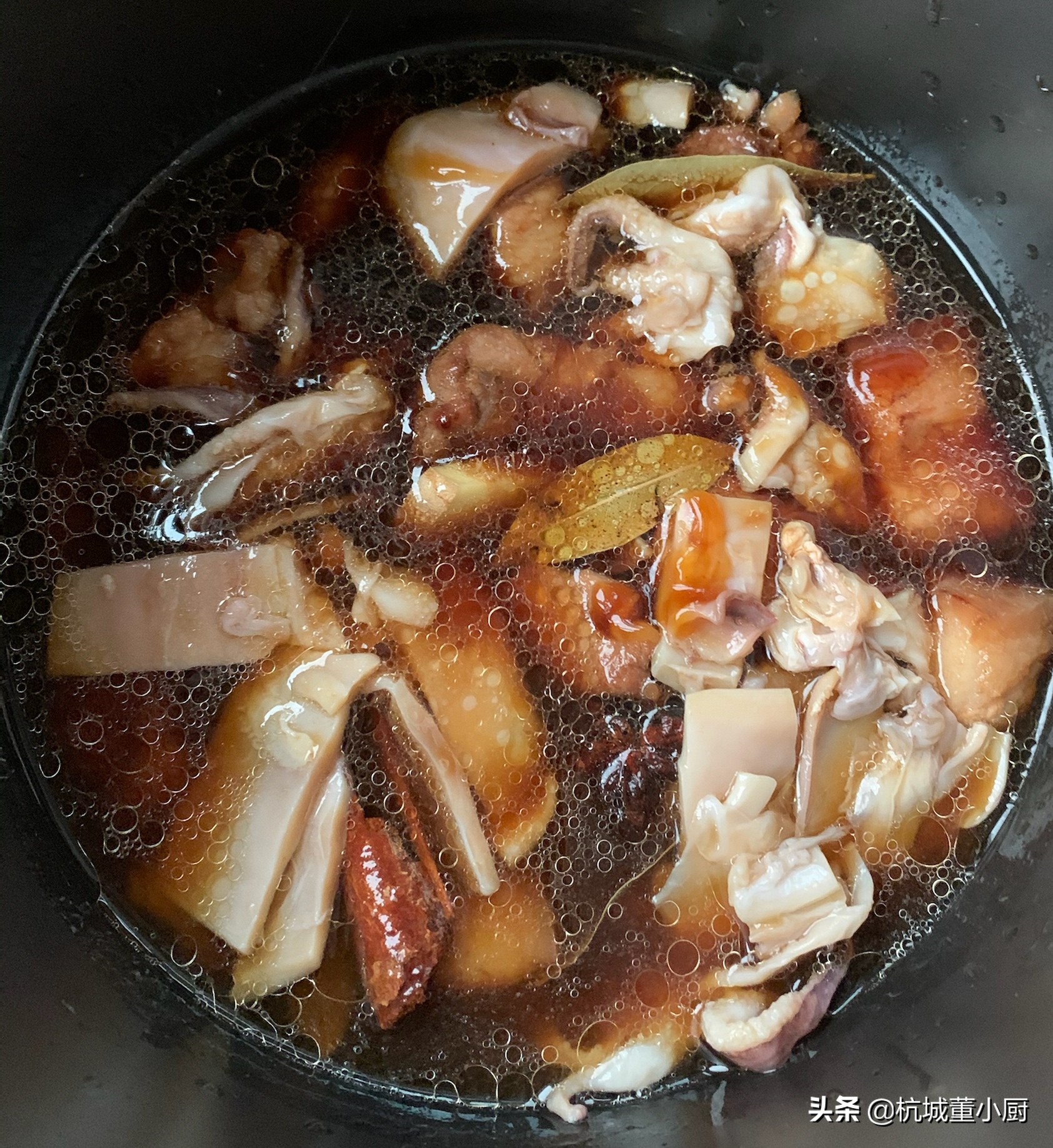 墨鱼干和鱿鱼干哪个烧肉好吃,墨鱼干土豆烧肉的做法