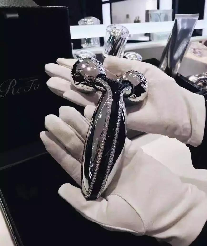 提升妆容精致度的化妆品,可以提升妆容质感的化妆品