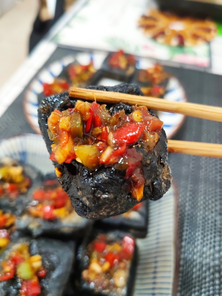 臭豆腐酱料正宗配方,臭豆腐摆摊卖的酱汁制作方法