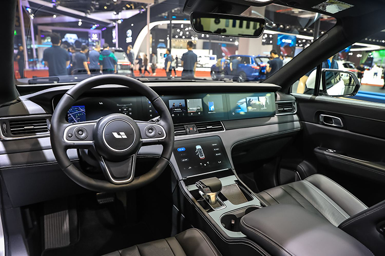 理想one2021增程六座版多少钱,理想one增程模式下的驾驶感受如何