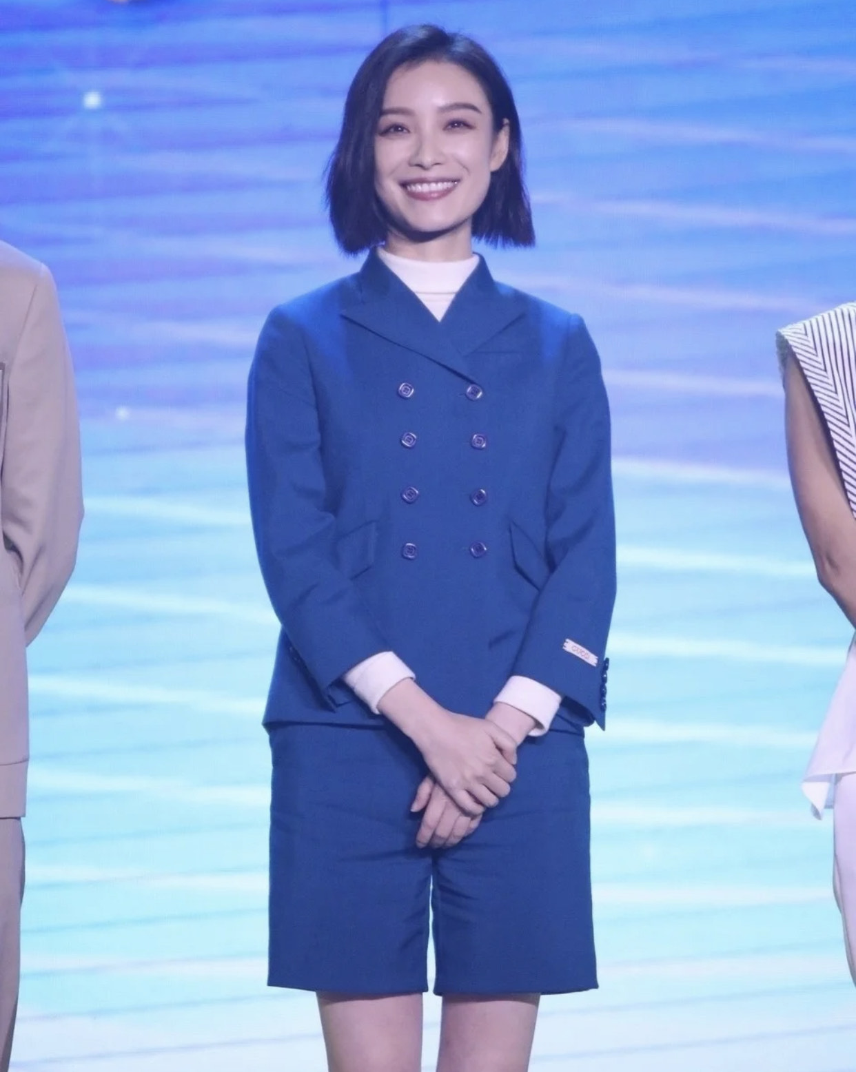 今年流行女超短发方脸,圆胖脸女生适合的超短发减龄