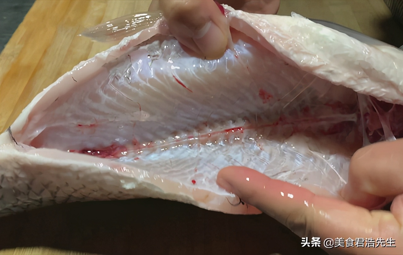 过年要吃鱼教你懒人做法用料简单,天冷就要多吃鱼