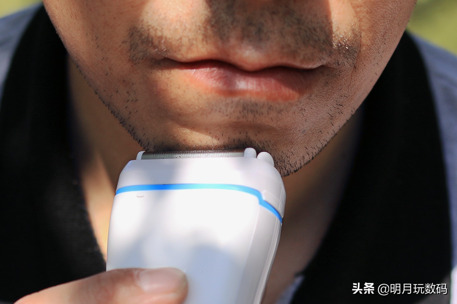 最好用的迷你剃须刀测评,飞利浦剃须刀哪款最好最实用测评
