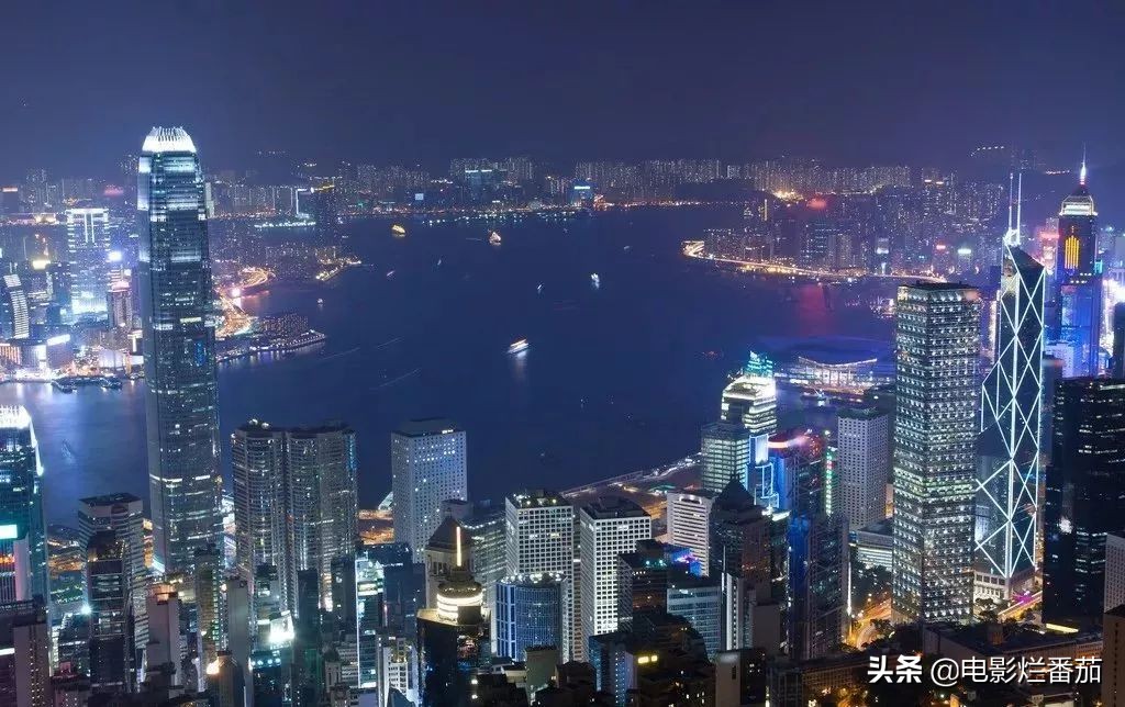 身在社会底层,身处底层才能看到世态炎凉