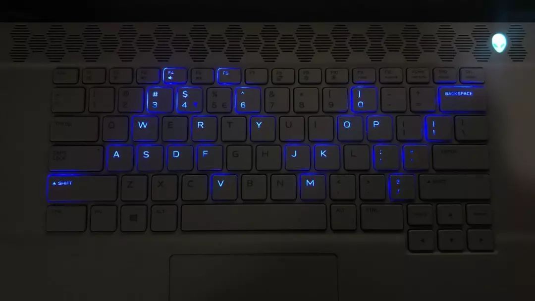 机·教学帖丨还不会“单键变色”的看过来