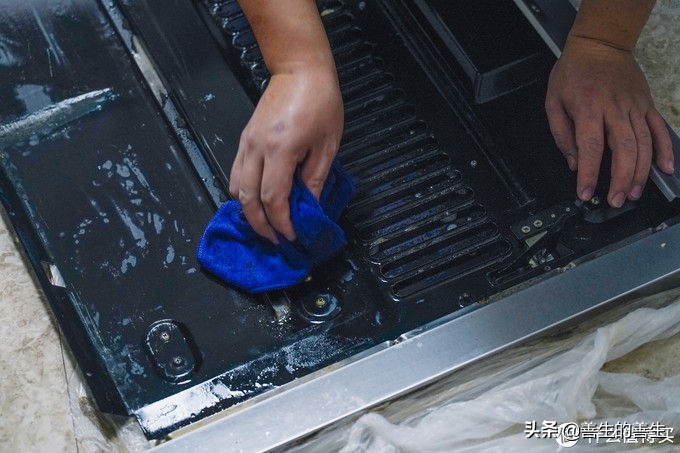 美的油烟机官方专业清洗,美的智慧生活侧吸油烟机深度清洗