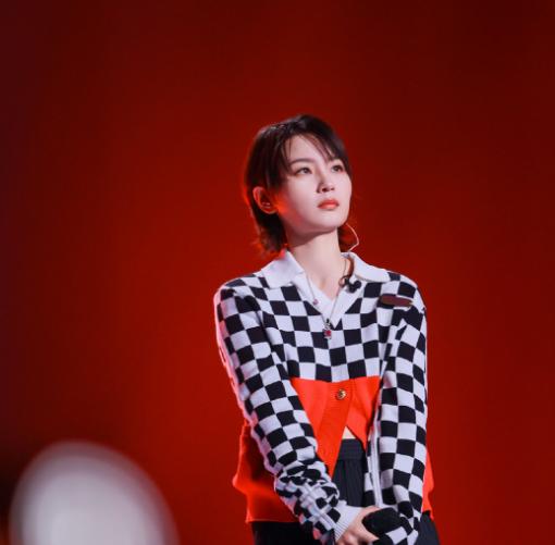 吕方翟潇闻大张伟汪苏泷,大张伟吕方汪苏泷合唱留心