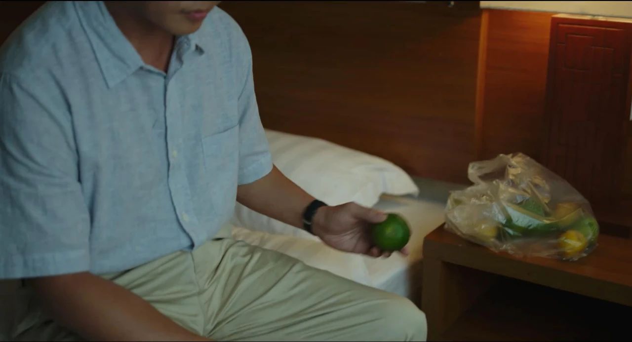 《隐秘的角落》里的中年人脸上都写着一句话：我太难了