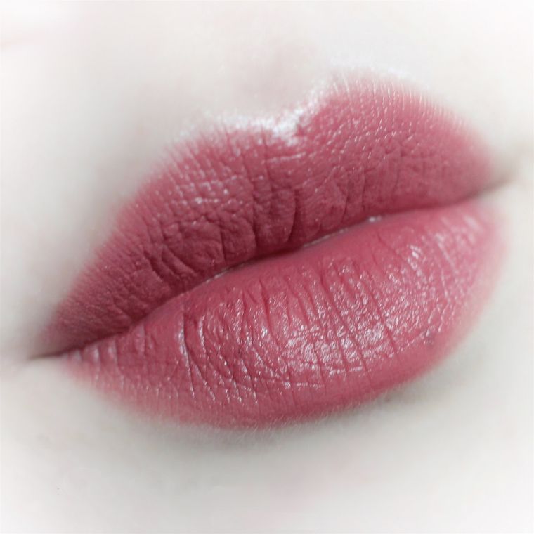 李佳琦推荐，大牌口红最值得购买的豆沙色！你有没有？