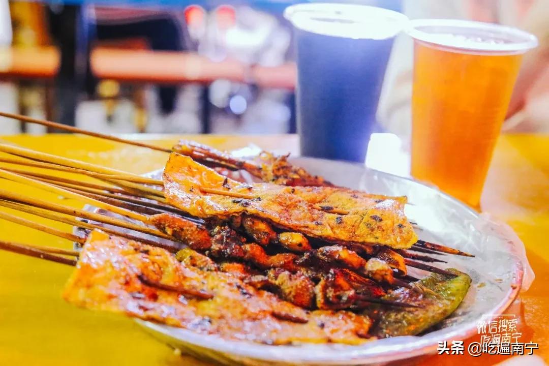 南宁东盟商务区烧烤摊,南宁2021烧烤店铺排行榜前十名