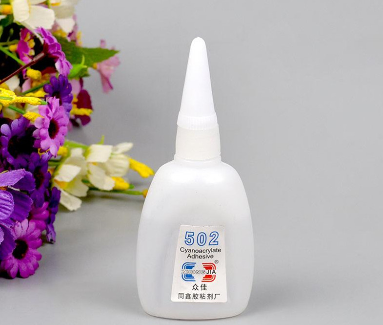 1岁半宝宝误食502胶怎么办,宝宝吃了502胶水怎么办