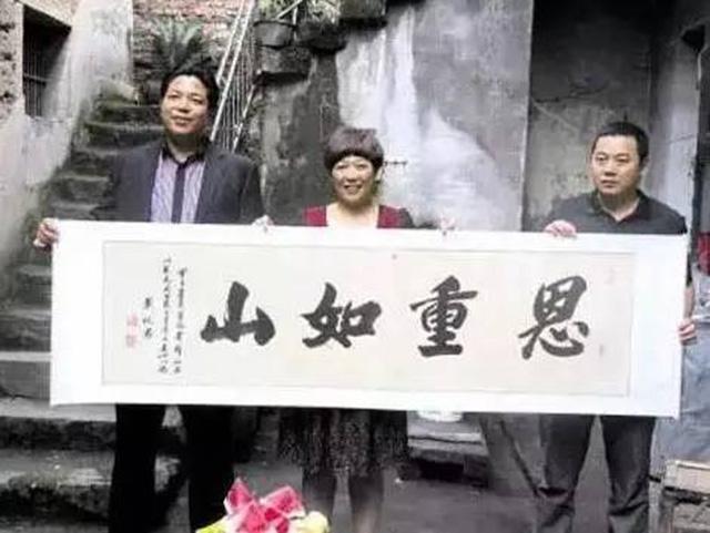 好心姐姐收留三个穷乞丐真实人物,女子20年前收留三个男孩完整版