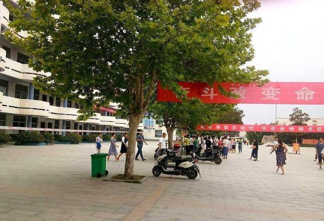 临颍：三高中招考试备考培训工作有序进行