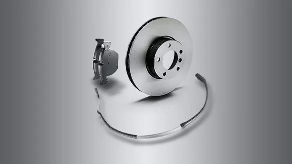 为什么宝马摩托车刹车好用,为啥宝马刹车那么硬