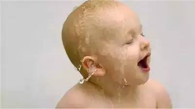 宝宝秃头怎么补救最有效,宝宝头发稀疏秃头怎么回事