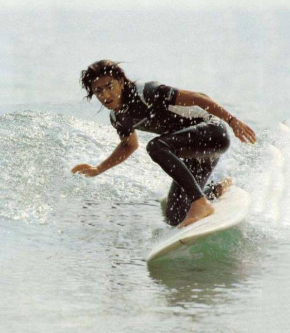 吴尊户外旅游,吴尊海边