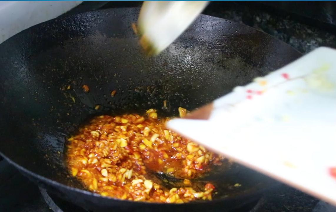 红烧猪脚的家常做法软烂脱骨川味,高压锅炖一整只猪脚要多久才脱骨