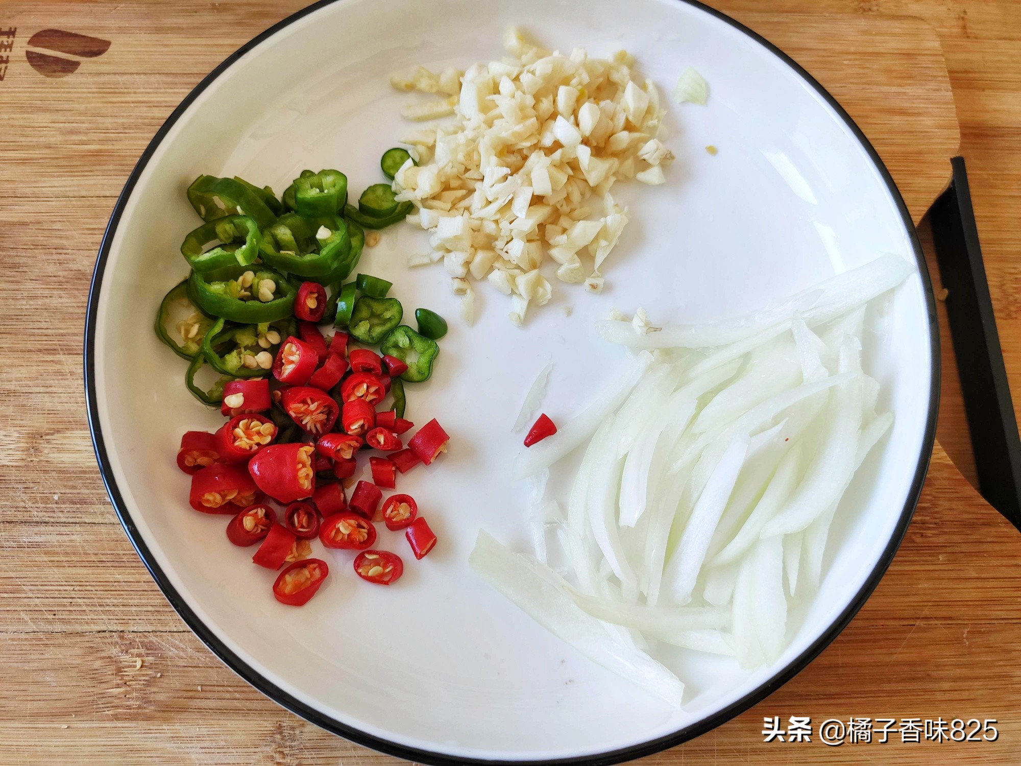 家庭版锡纸肥牛金针菇的做法,不加一滴水的金针菇肥牛