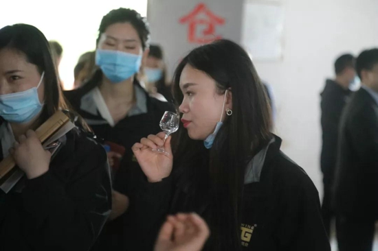 寻香悟道，再启新篇：河南知名大商走进宋河酒业