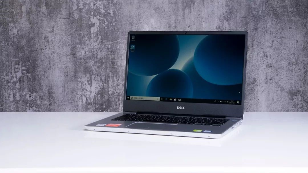 笔记本电脑太重,使用感受最舒适的轻薄笔记本