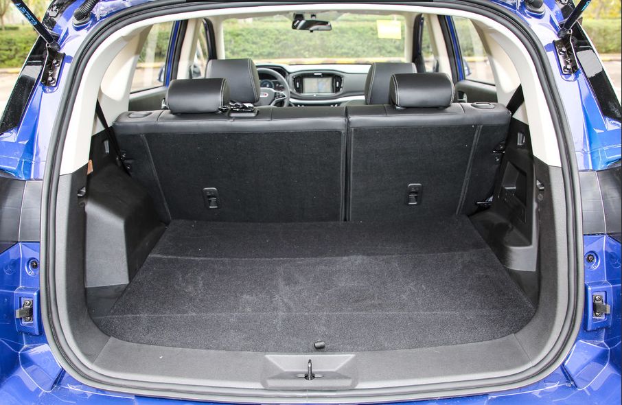 走重庆最堵的路，开四川最野的“马”，试驾野马博骏