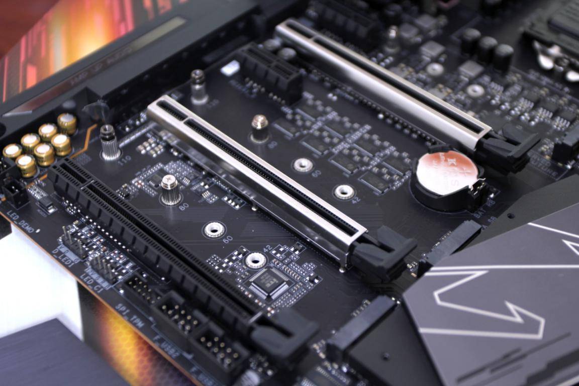 1050ti配技嘉z490aorusproax测评,技嘉z490aorusproaxpcie4.0