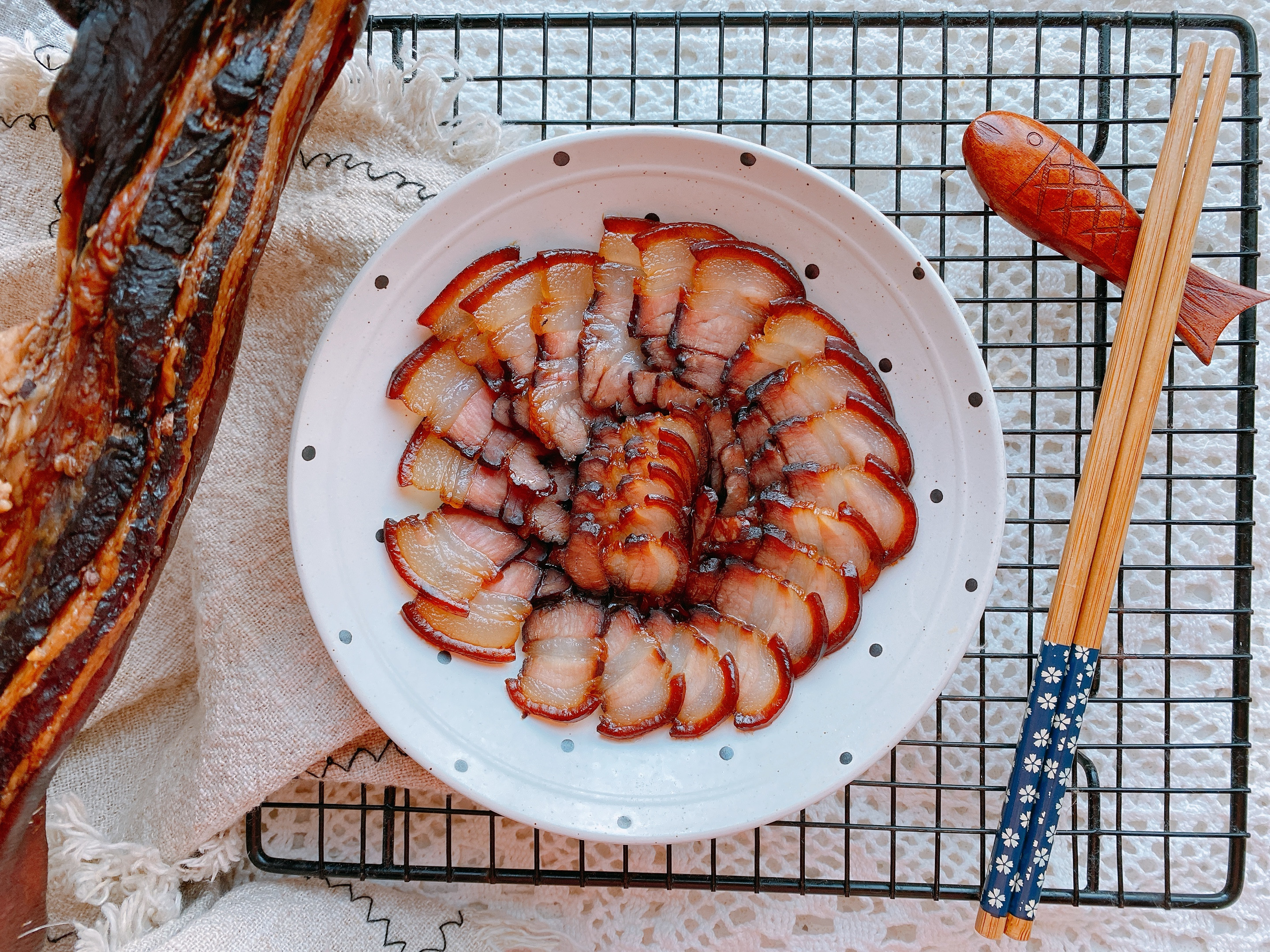 几十年的酱油肉配方，4个技巧，咸度适中，色泽红亮比腊肉更好吃